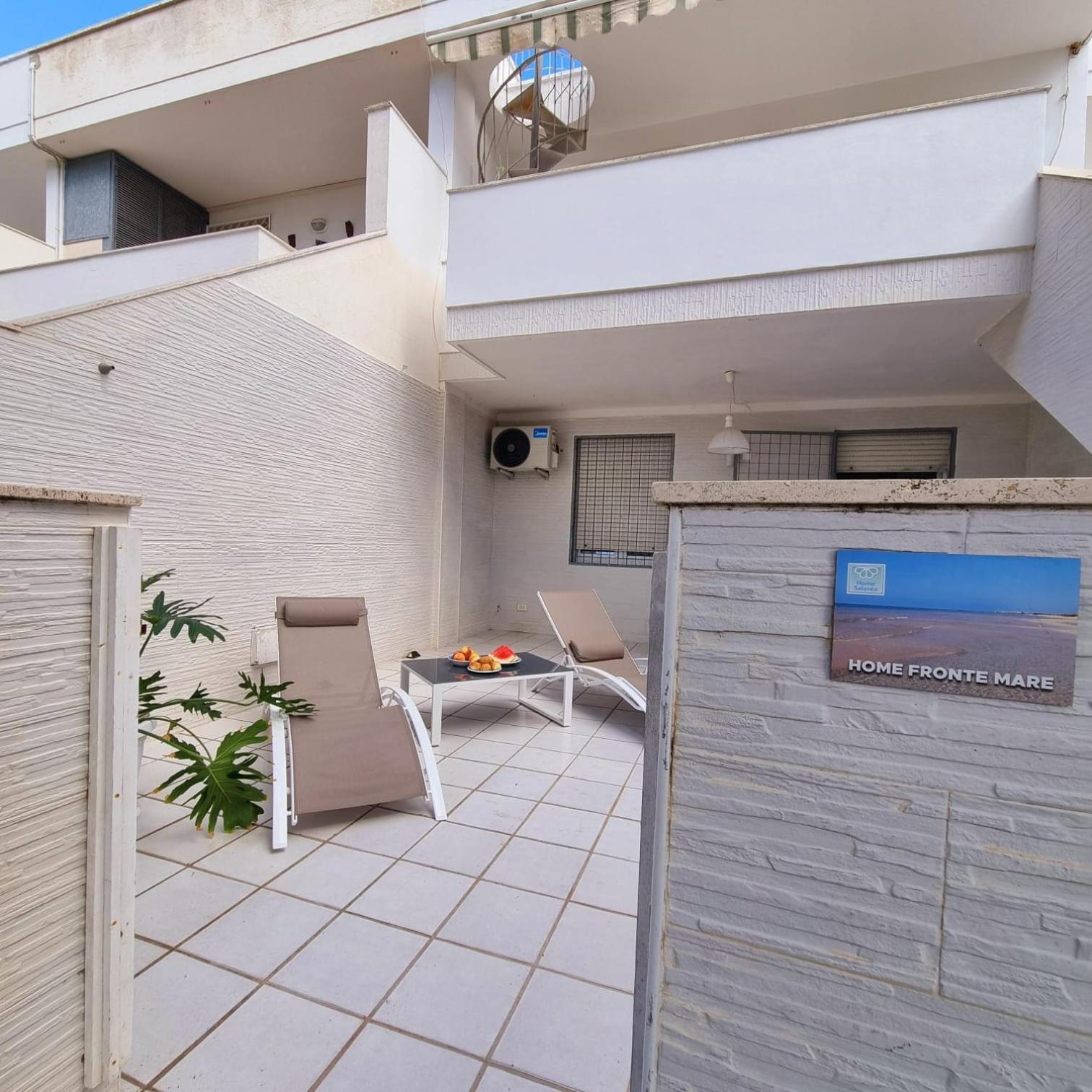 Ferienwohnung Fronte Mare Torre San Giovanni Exterior foto